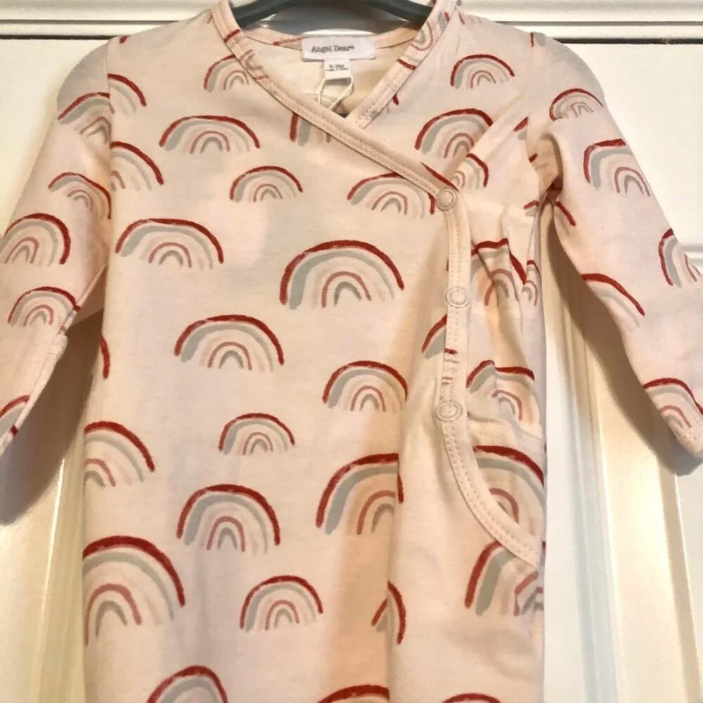 NWT ANGEL DEAR Organic Pink Rainbows Gown Knotted Hem Newborn 0-3 Months